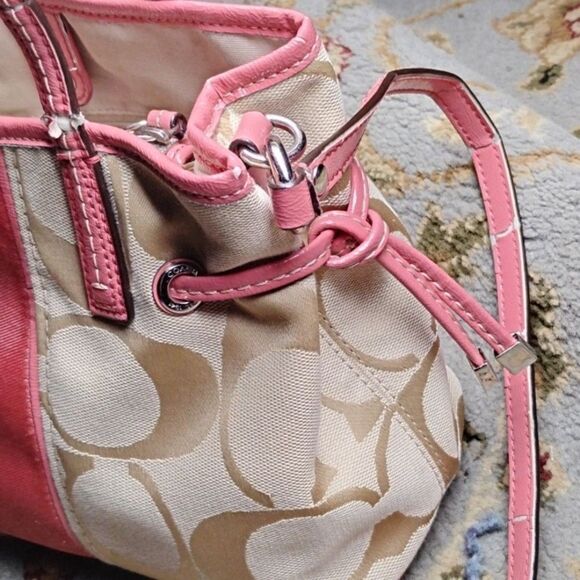 Mini Coach Y2K style Pink Cream Shoulder Bag Monogram All Over Canvas purse read - Picture 8 of 10